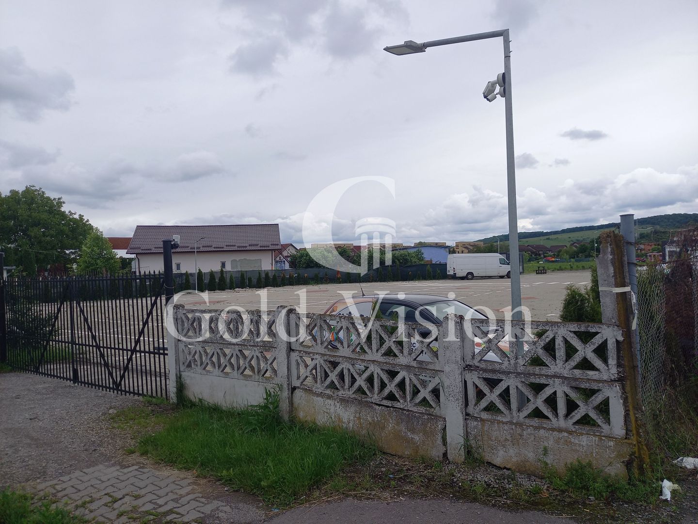 De vanzare teren intravilan suprafata  de 10.050 mp in Loc Targu Mures - Poză 4