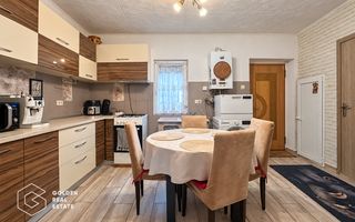 Apartament la casa cu terasa, zona Aradul nou - Poză 1