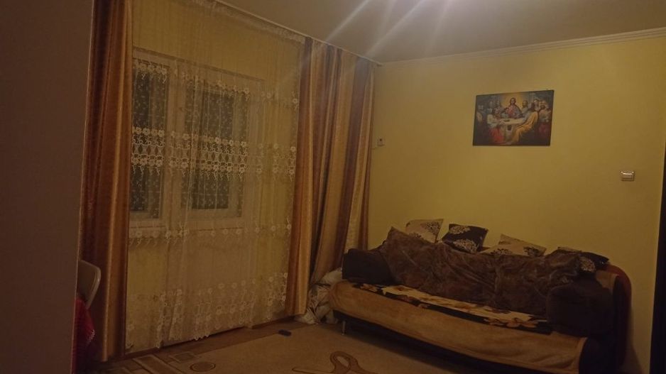 Vând apartament 3 camere - Poză 5