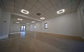 Spatiu comercial de 246 mp, 9 locuri de parcare, zona Metalurgiei - Poză 32