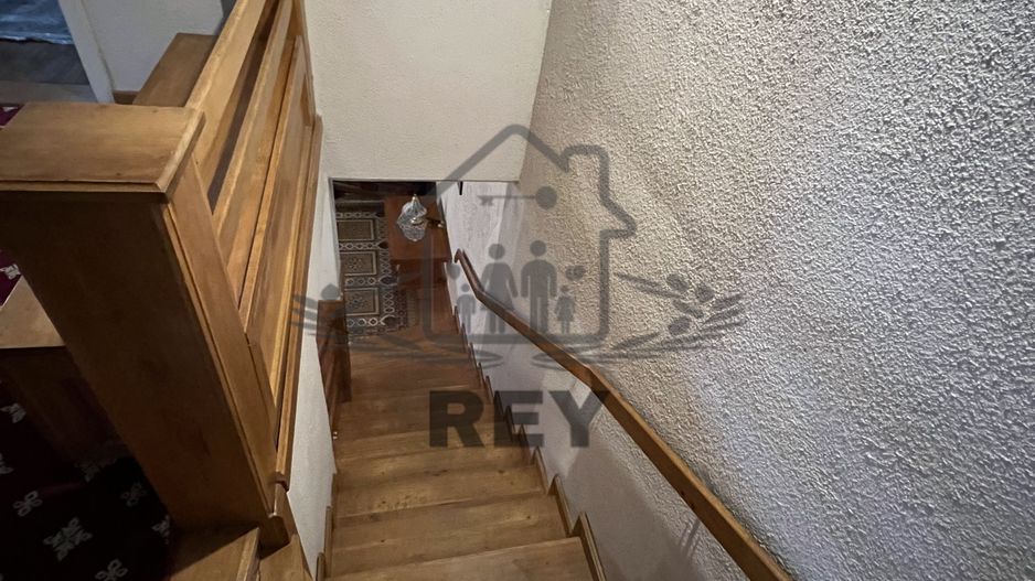 Casă de închiriat în Cisnădie zona Str. Teilor/se acceptă muncitori - Poză 8