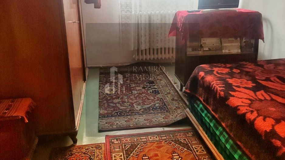 Apartament 2 camere, decomandat, Metrou Nicolae Grigorescu, DE RENOVAT - Poză 3