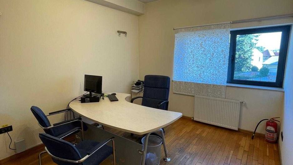 De vanzare Apartament 3 camere, ULTRACENTRAL, Mitropolie, bloc nou - Poză 4