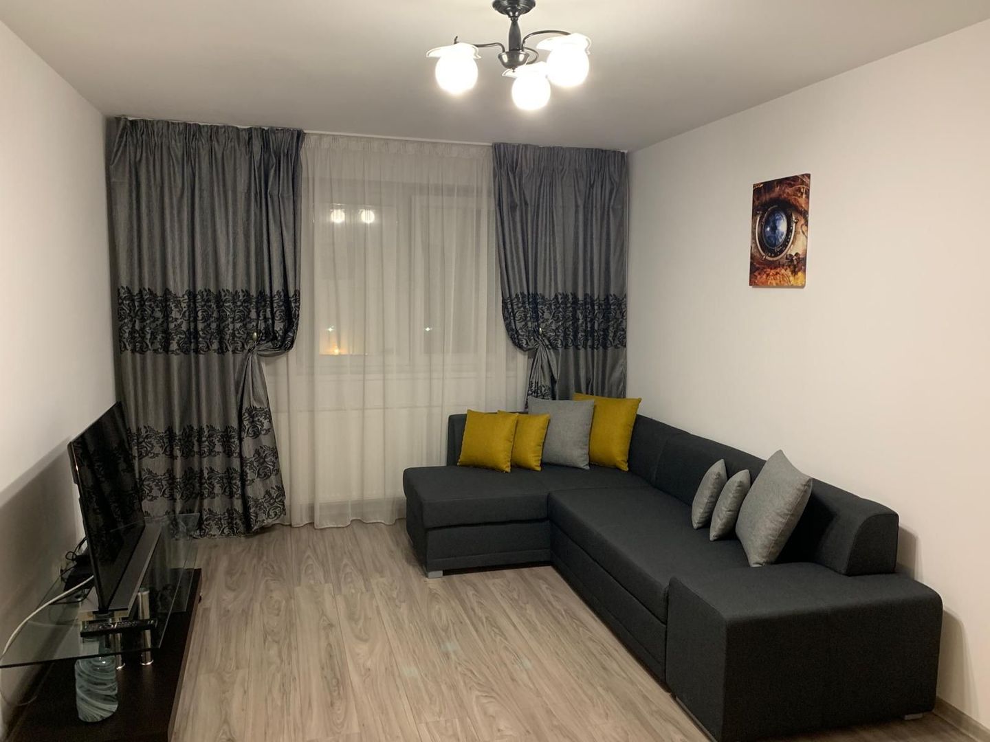 AP. 2 CAMERE-OBOR, BLOC REABILITAT, BUCATARIE INCHISA, MODERN - Poză 2