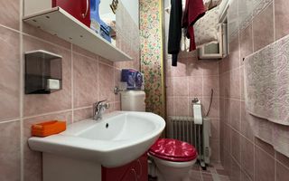 Apartament 3 camere decomandate | 2 bai | 69 mp | Cetate - Piata - Poză 5