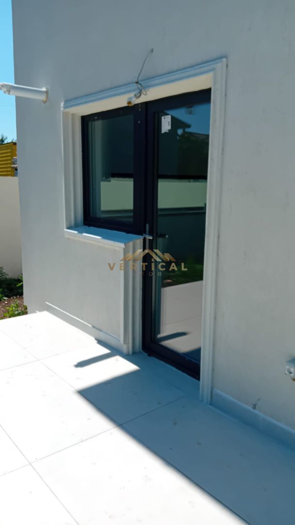 🏡 Casă modernă cu 4 camere de vânzare – Comuna Berceni - Poză 15