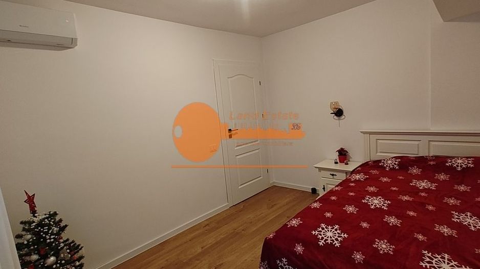 4 camere - 4 Minute de Metrou Lujerului - Poză 2