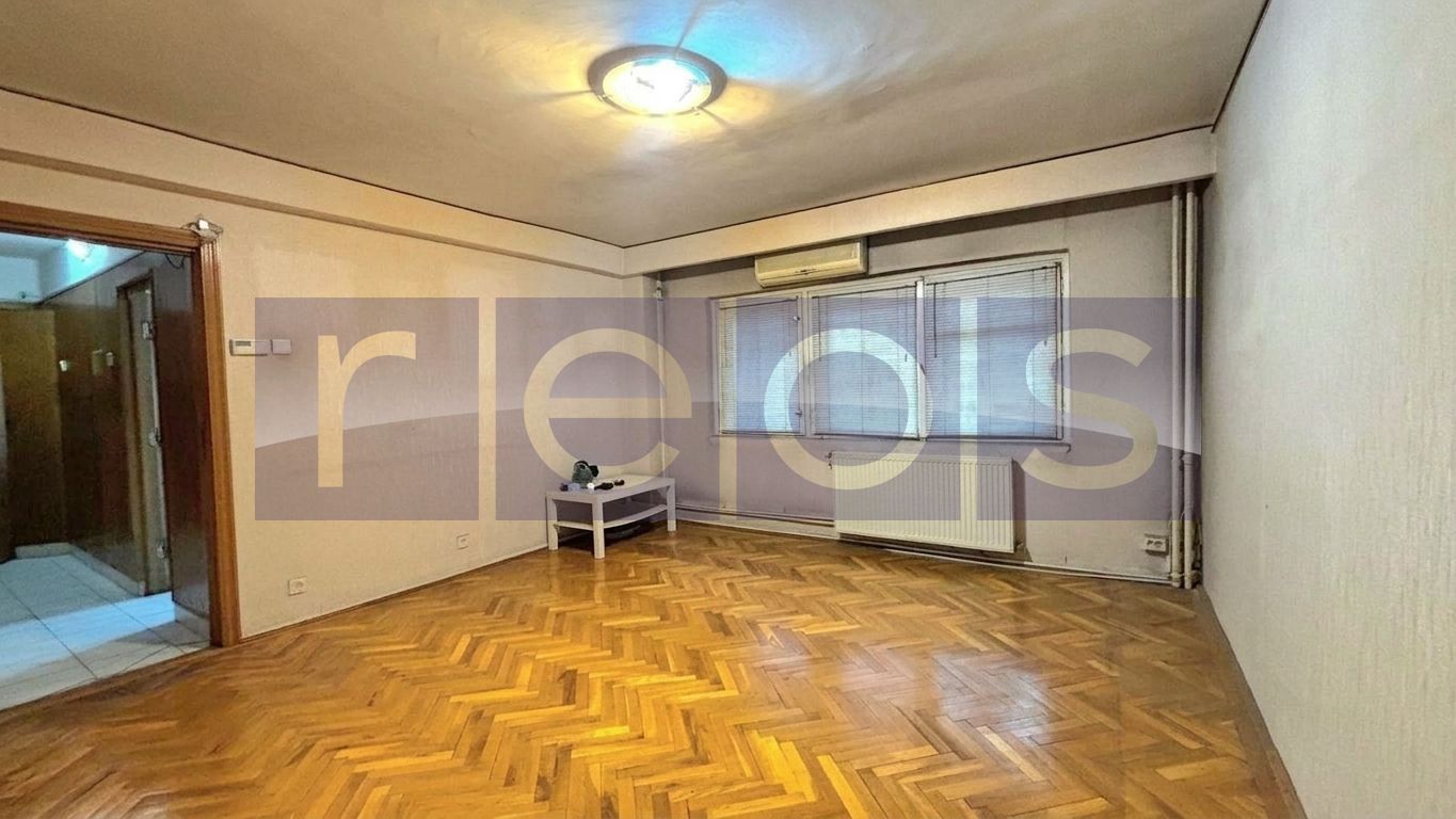 VANZARE 3 camere Mall Vitan | 77 mp | Parter | Centrala proprie | - Poză 3