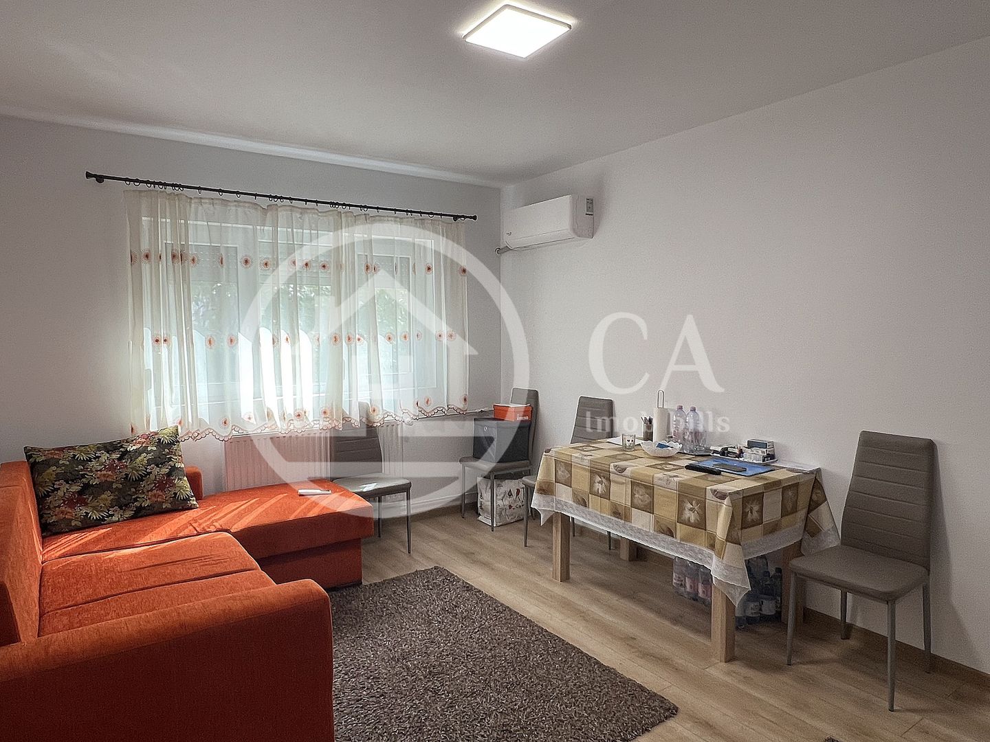 Apartament cu 2 camere de vanzare in Rogerius Oradea - Poză 2