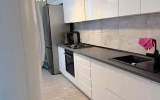 Apartament 2 camere,suprafata generoasa,mobilat si utilat,loc de parcare subtera - Poză 20