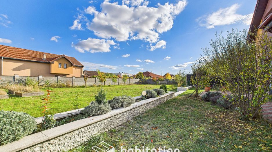 Casă individuală  în Dumbrăvița – liniște, spațiu și lumină naturală - Poză 26