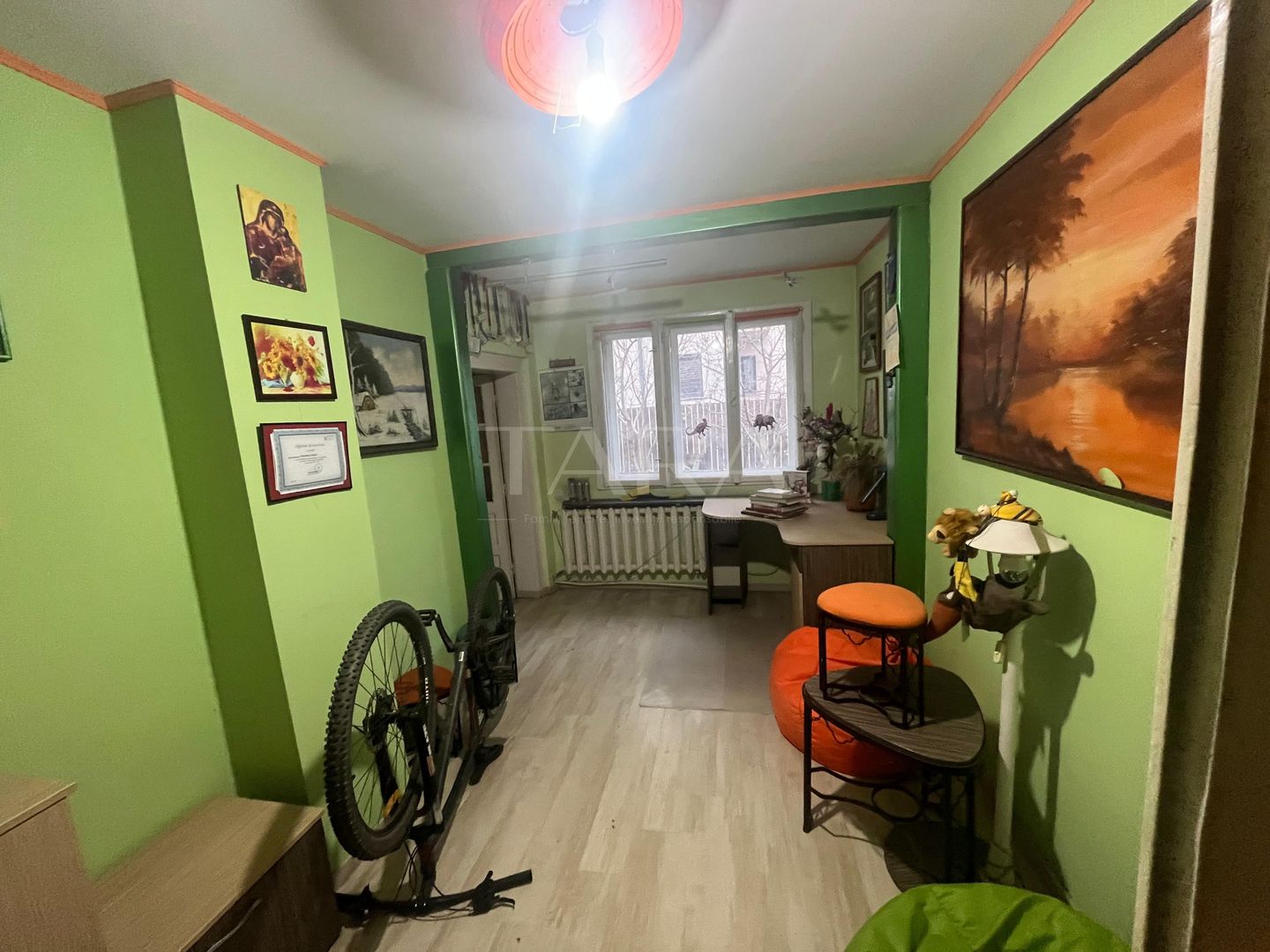 Casă cu două apartamente și teren generos în zona Iulius Mall. - Poză 9