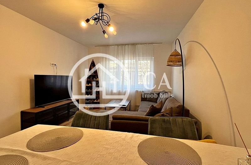 Apartament de închiriat cu 3 camere in zona Rogerius, Oradea - Poză 6