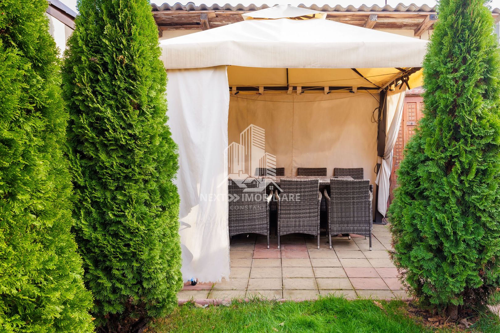 Casa P+M, 5 camere si spatiu comercial stradal , teren 252mp - Poză 17