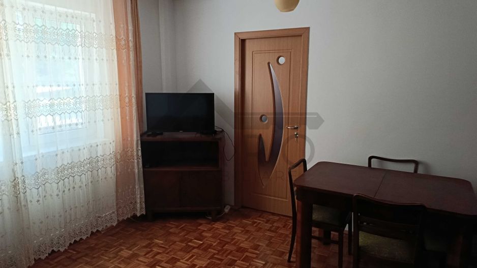 De inchiriat Apartament cu 2 camere - Poză 2