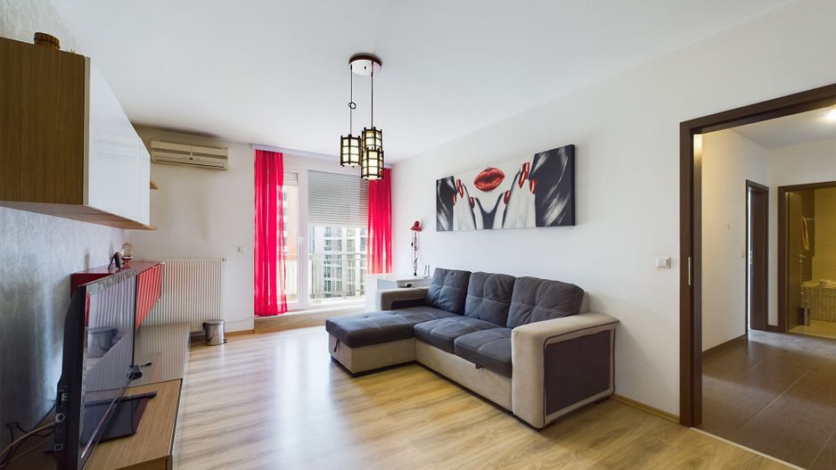 Apartament cu 2 camere mobilat și utilat în bloc cu lift - Poză 1