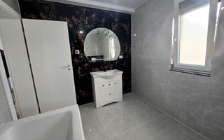 Duplex cu 5 camere despartit prin garaj in Giarmata - Poză 6