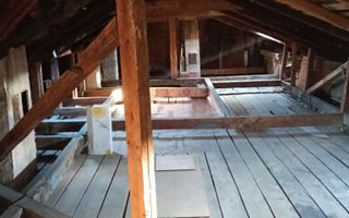 Apartament 3 camere ultracentral, curte si pod mansardabil. - Poză 6