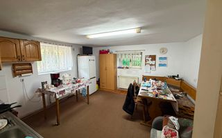 Casa 3 camere | 2 bai | anexe | Zona Rasinari 100 MP utili| - Poză 14