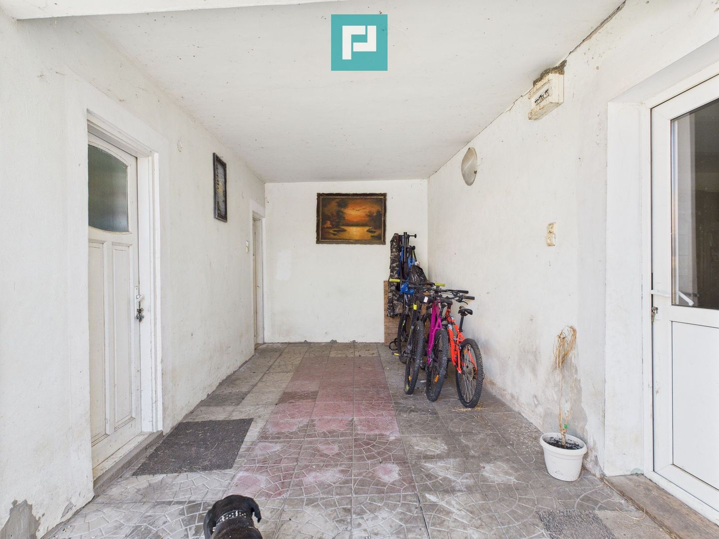 Casă cu 4 camere și teren de 1450 mp în Aradul Nou - Poză 17