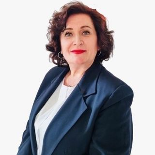 Simona Pănoiu - Tower Imob