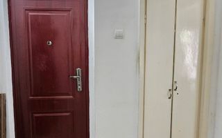 Apartament cu 2 camere, etaj 3, zona DONICI; - Poză 4