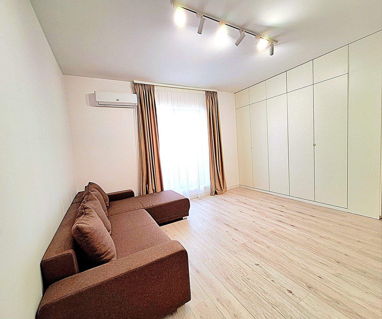 AP. 2 CAMERE EXIGENT PLAZA, INCALZIRE PARDOSEALA, BLOC NOU, MODERN - Poză 3