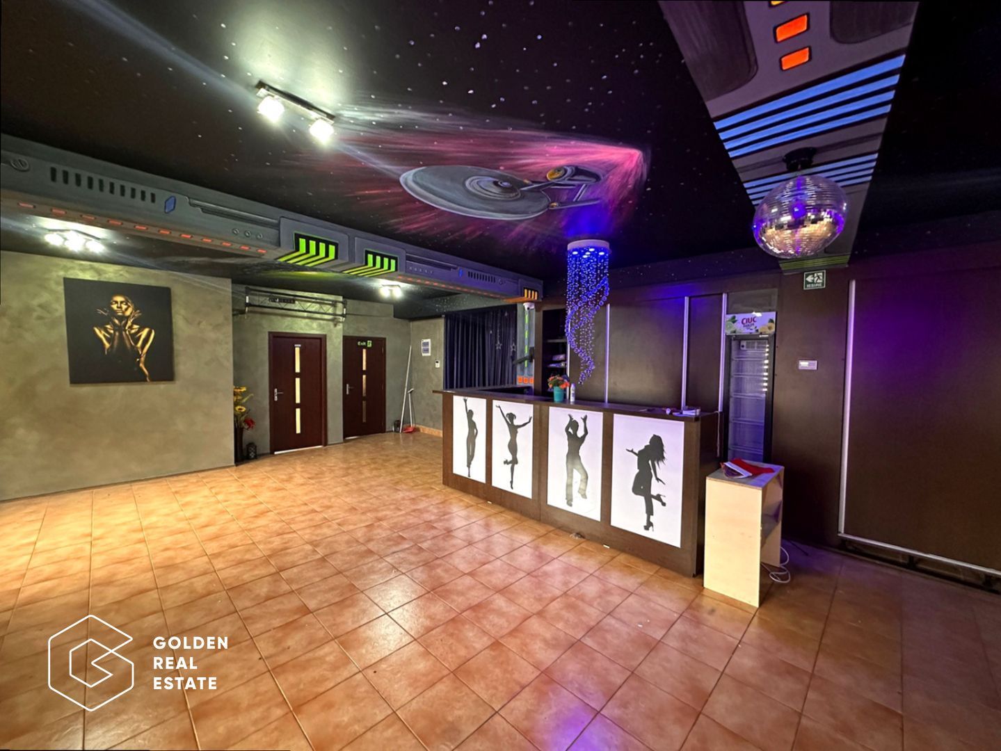 Spatiu comercial, 250 mp, pretabil loc joaca copii, zona Boul Rosu - Poză 3