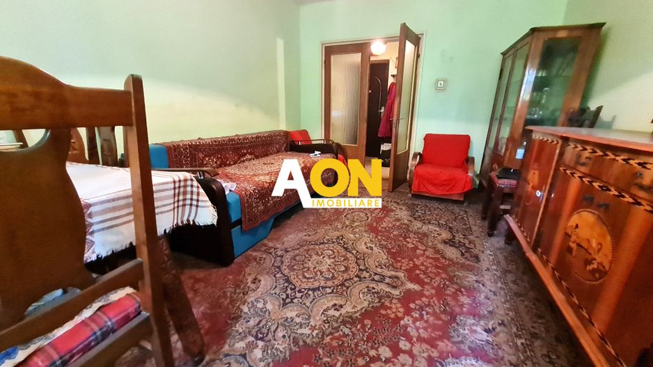Apartament 3 Camere, Et. 1,Decomandat, 70 mp,Zona Cetate Closca - Poză 2