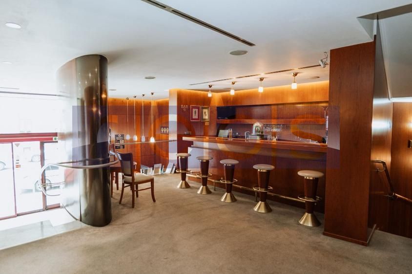 INCHIRIERE RESTAURANT ISU PIATA ROMANA ULTRACENTRAL VIZIBILITATE MARE - Poză 1