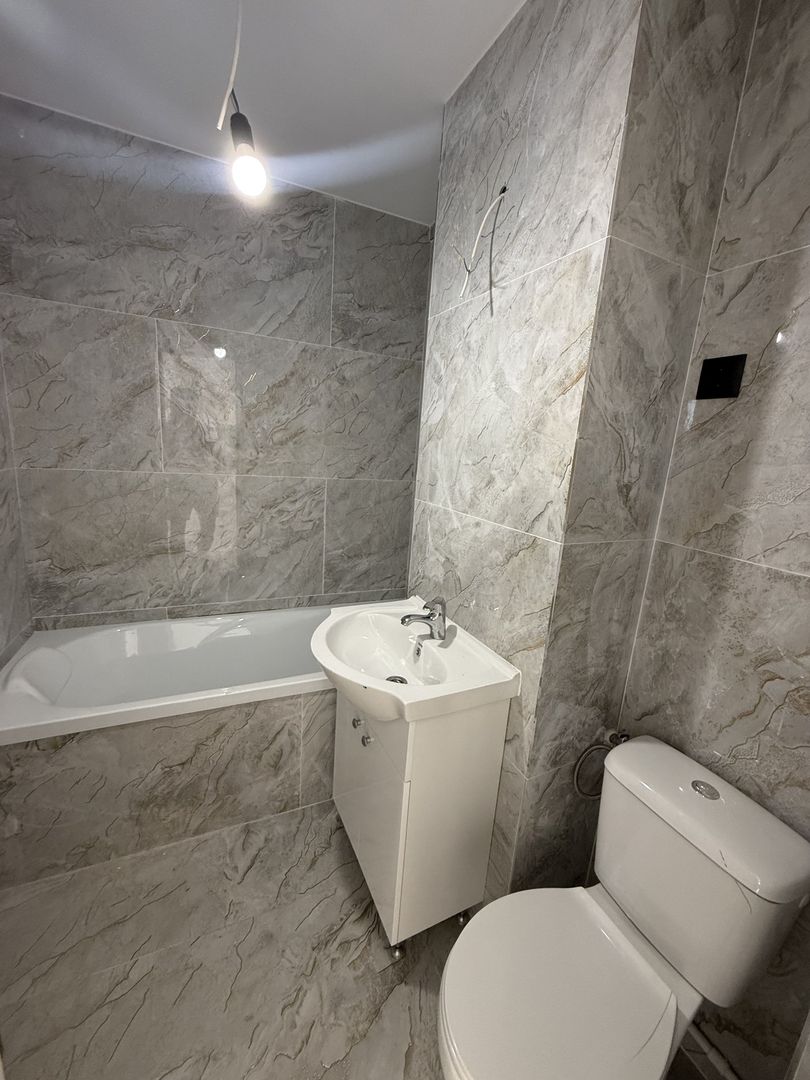 Apartament 3 camere renovat ca la carte zona OMV Campina - Poză 12