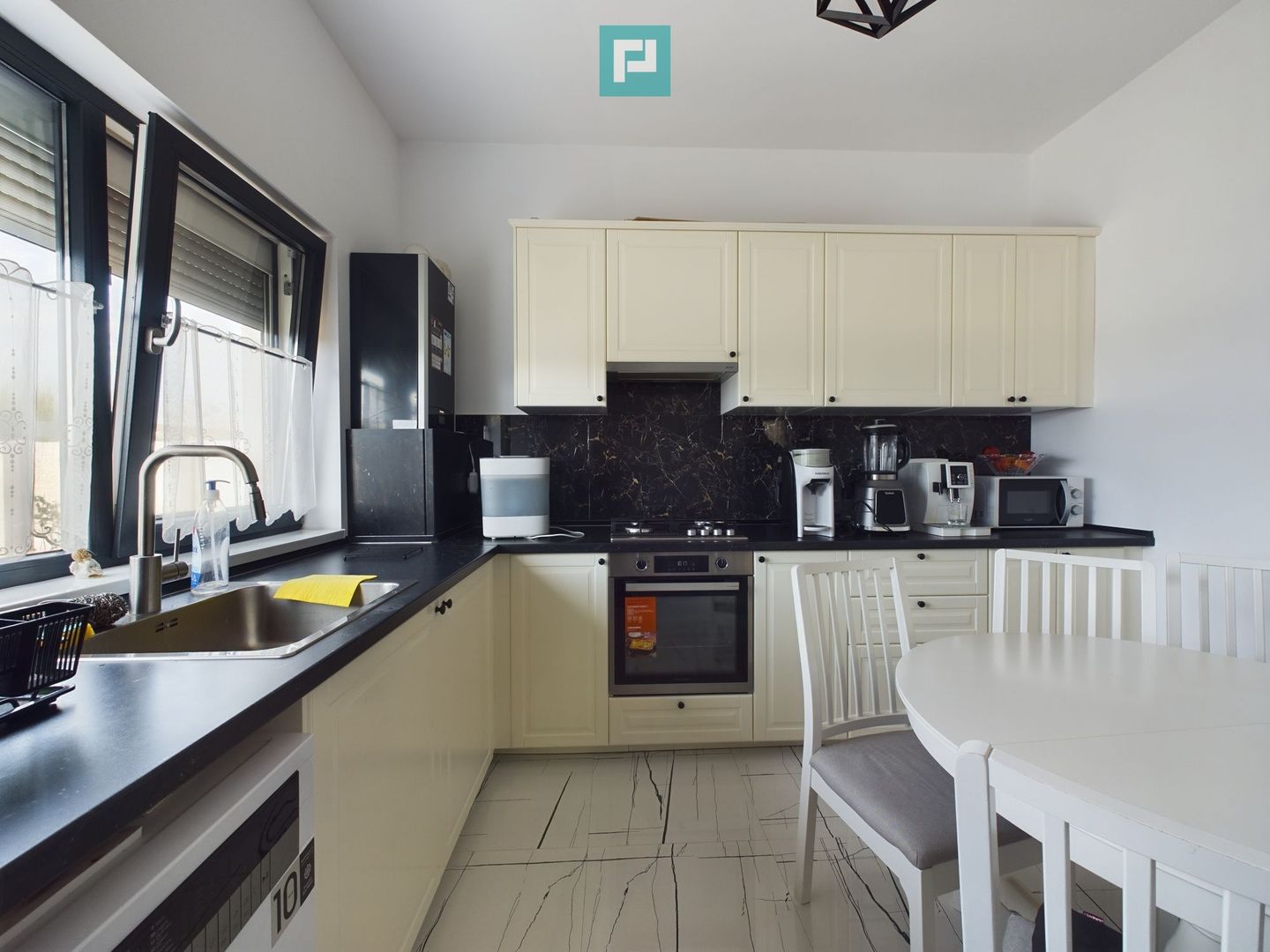 Casă în Clinceni  Ideală pentru Familie - Poză 14