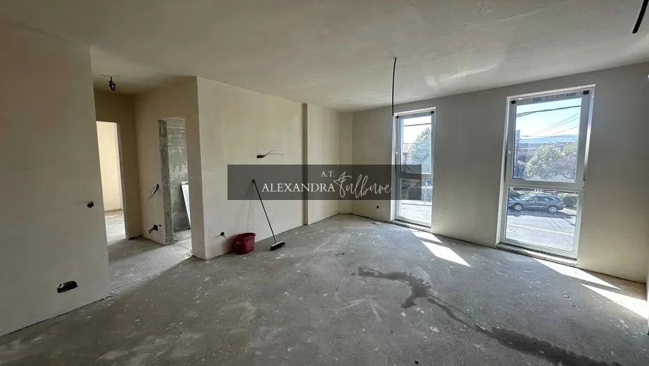 Apartament spatios | 2 camere | parcare | Campina - Poză 1