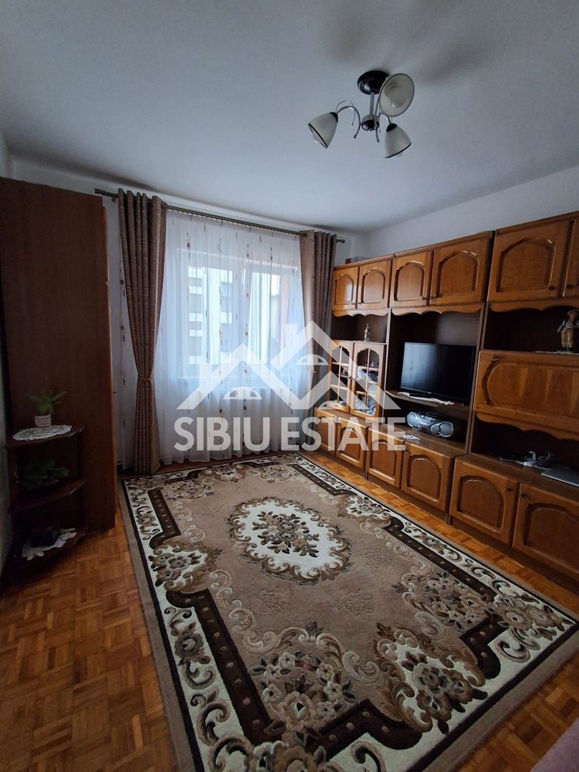 Apartament cu 2 camere 37 mp etaj 2 mobilat și utilat în zona Luptei - Poză 2