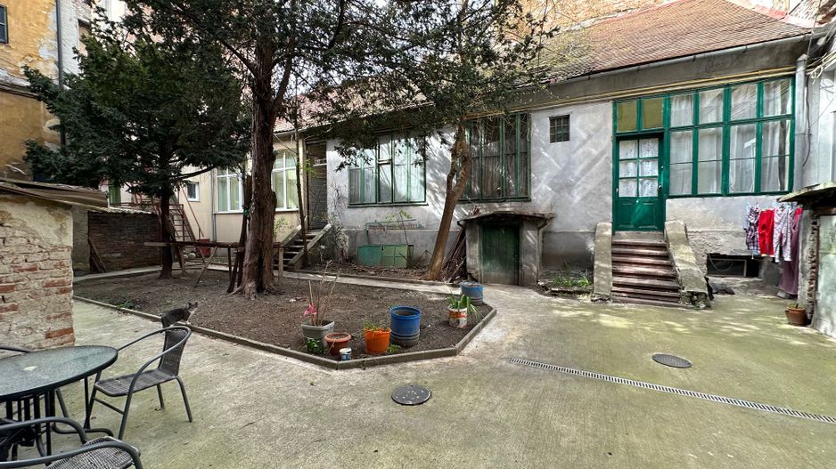 Apartament în cladire istorică renovată - Poză 4