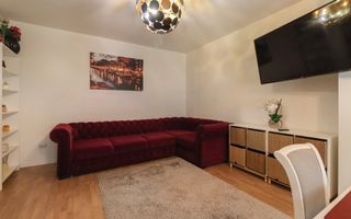 Apartament 3 camere in cartierul Sopor, 74 m2, cu 2 locuri de parcare - Poză 2