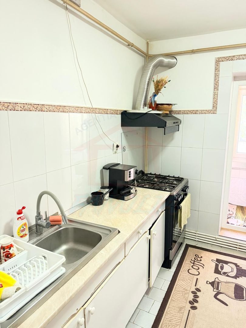 Inchiriem apartament cu 2 camere in Mazepa 2, et.3, pret 2000 de lei. - Poză 8