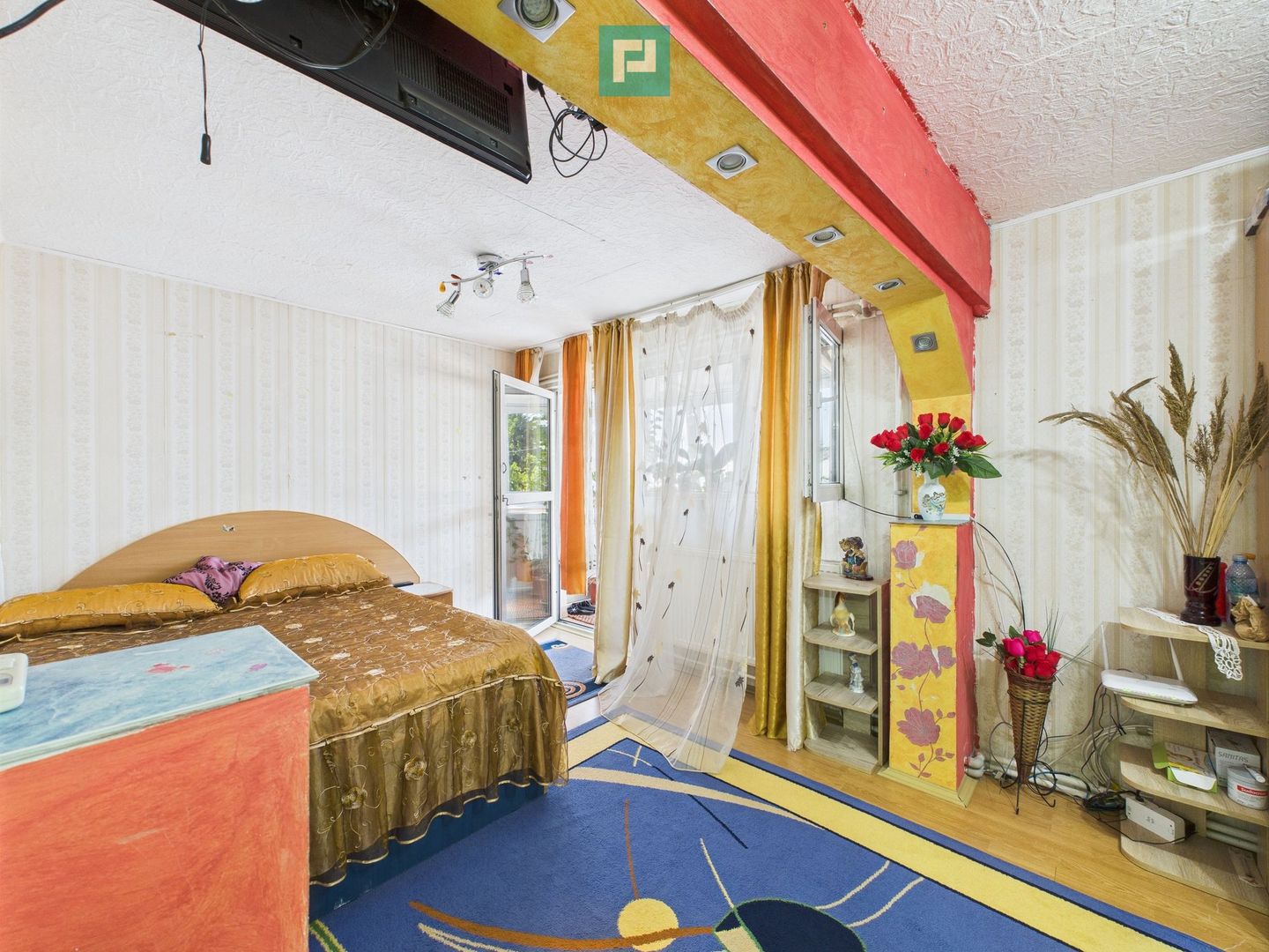 Casă cu 4 camere pe Bd. Laminorului – modernă și întreținută - Poză 17