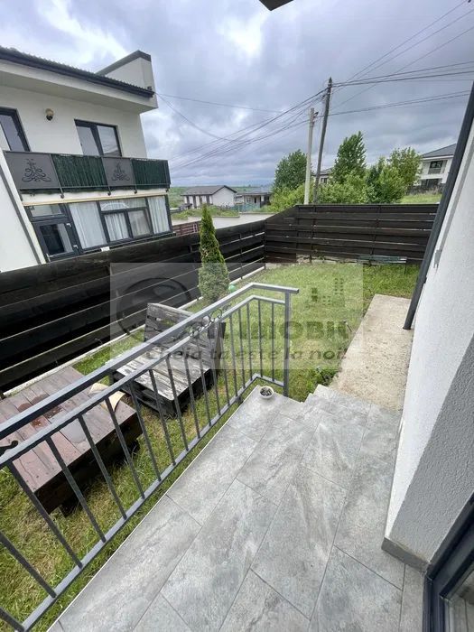 Apartament 2 camere – zonă excelentă 90.000 euro negociabil - Poză 6