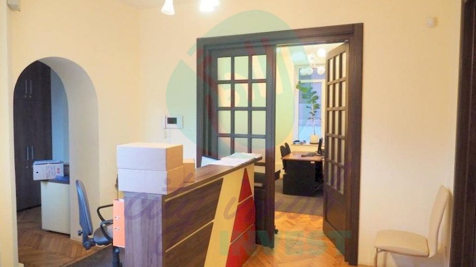 Vila RECONDITIONATA vis-a-vis de PARC - Poză 8