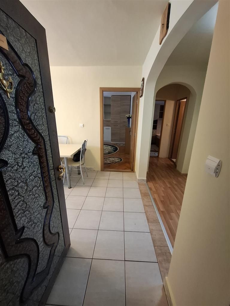 Girocului-Judetean 3 camere decomandat centrala gaz - Poză 2