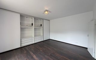 Apartament cu vedere spre Tâmpa, liniște și natură, în Centrul Istoric al Brașov - Poză 14