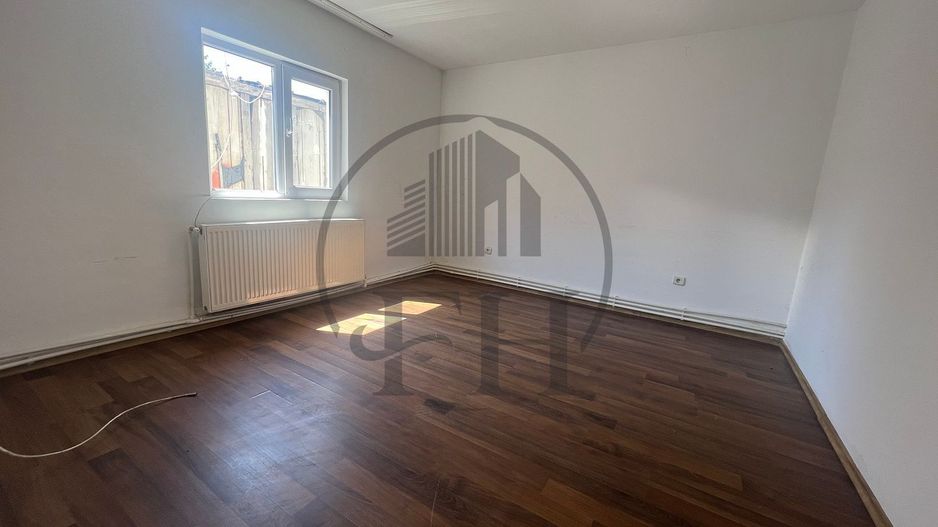 RENTED / INCHIRIAT Casă / Vilă cu 3 camere de închiriat - Poză 2