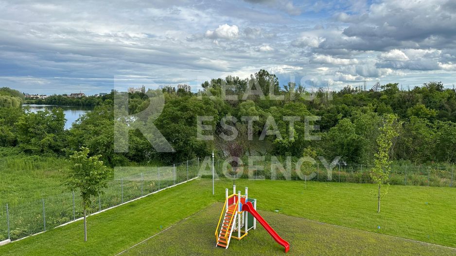 Apartament spațios cu 2 camere, vedere la lac, Sisești - Poză 2