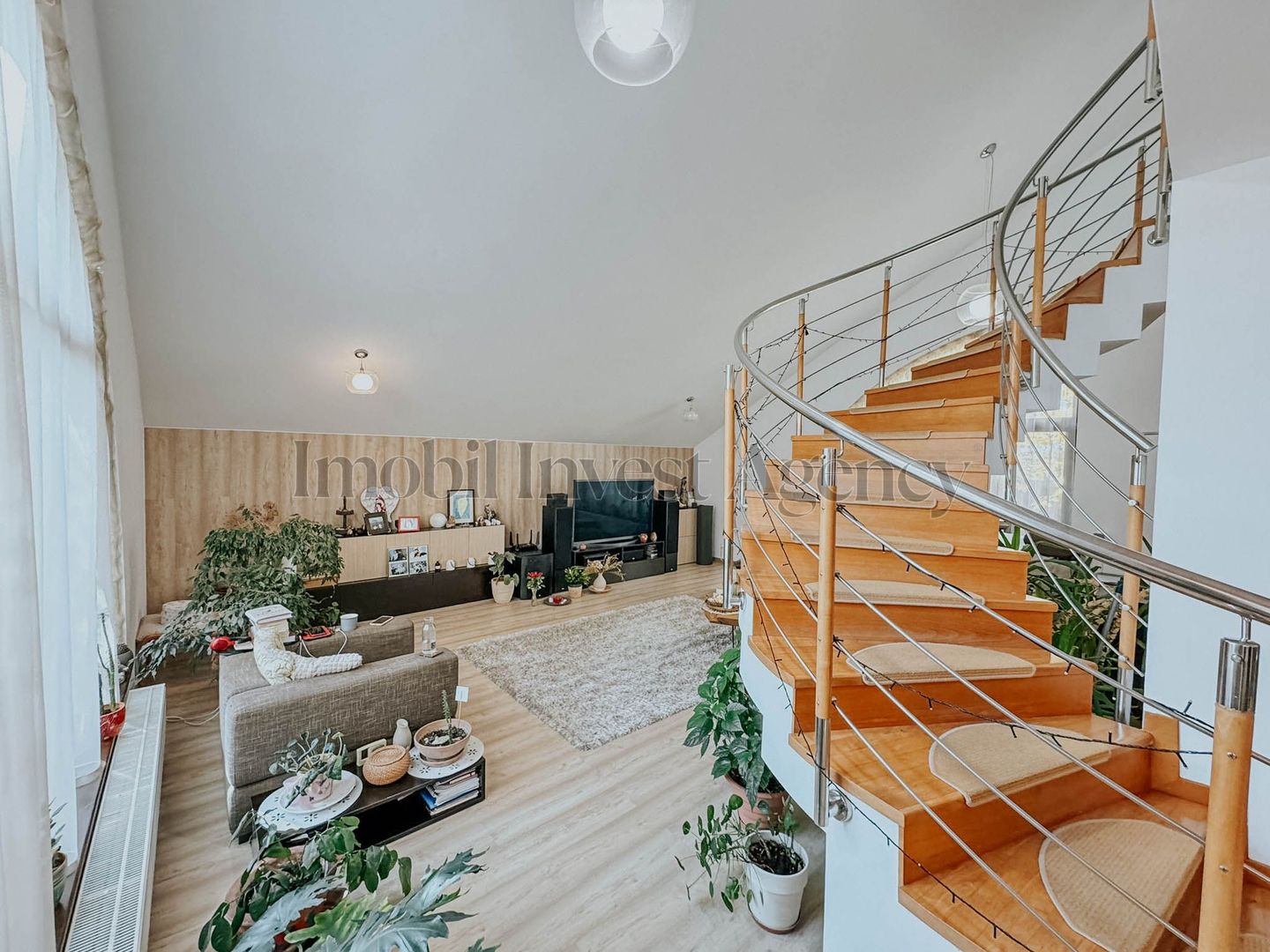 Vila cu 4 camere in Pipera in complex securizat - Poză 3