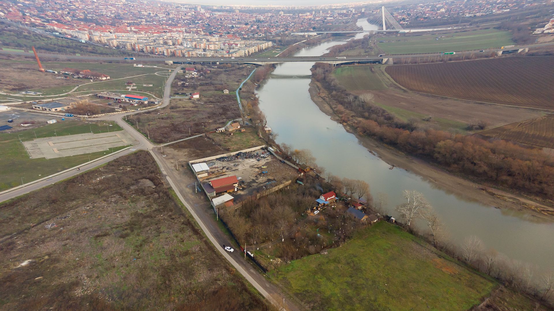 Teren intravilan 2.600 mp pe Malul Mureșului Alfa - Poză 15