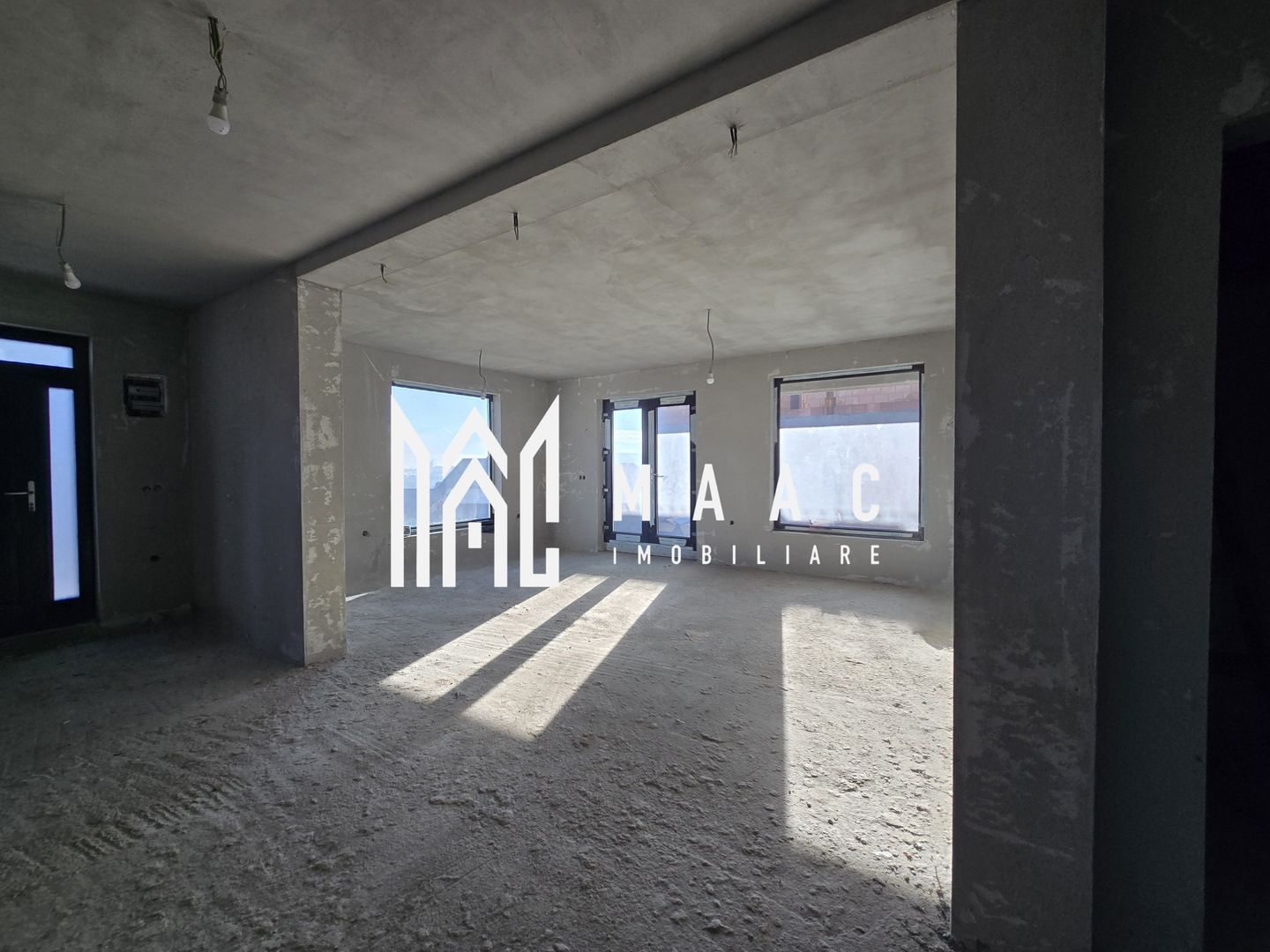 Casă 4 Camere | Individuala | 546MP Teren | Șelimbăr - Poză 3