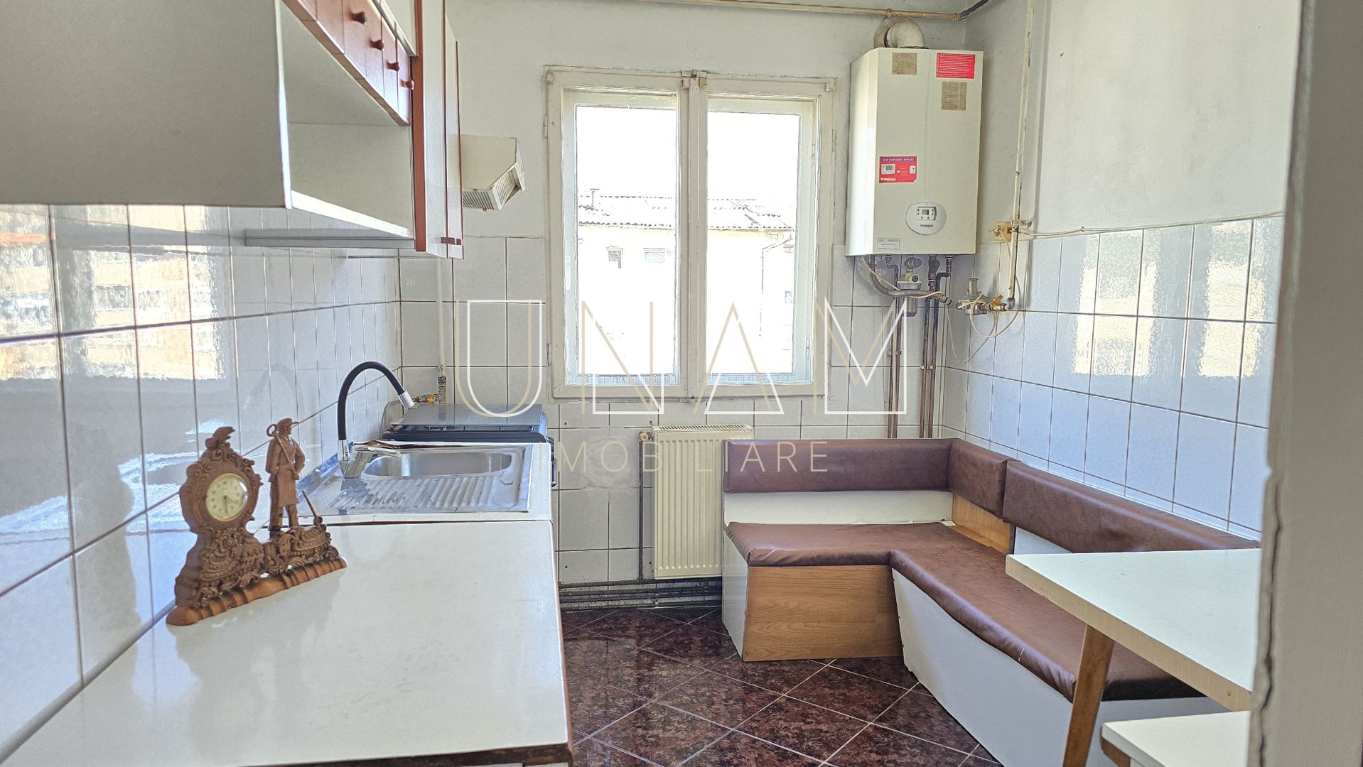 Apartament 41 mp, decomandat, centrala proprie – zona Lunca, pret atractiv - Poză 6