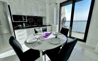 Apartament 2 camere Vila Sophia 1 - Vedere frontala la lac - - Poză 9