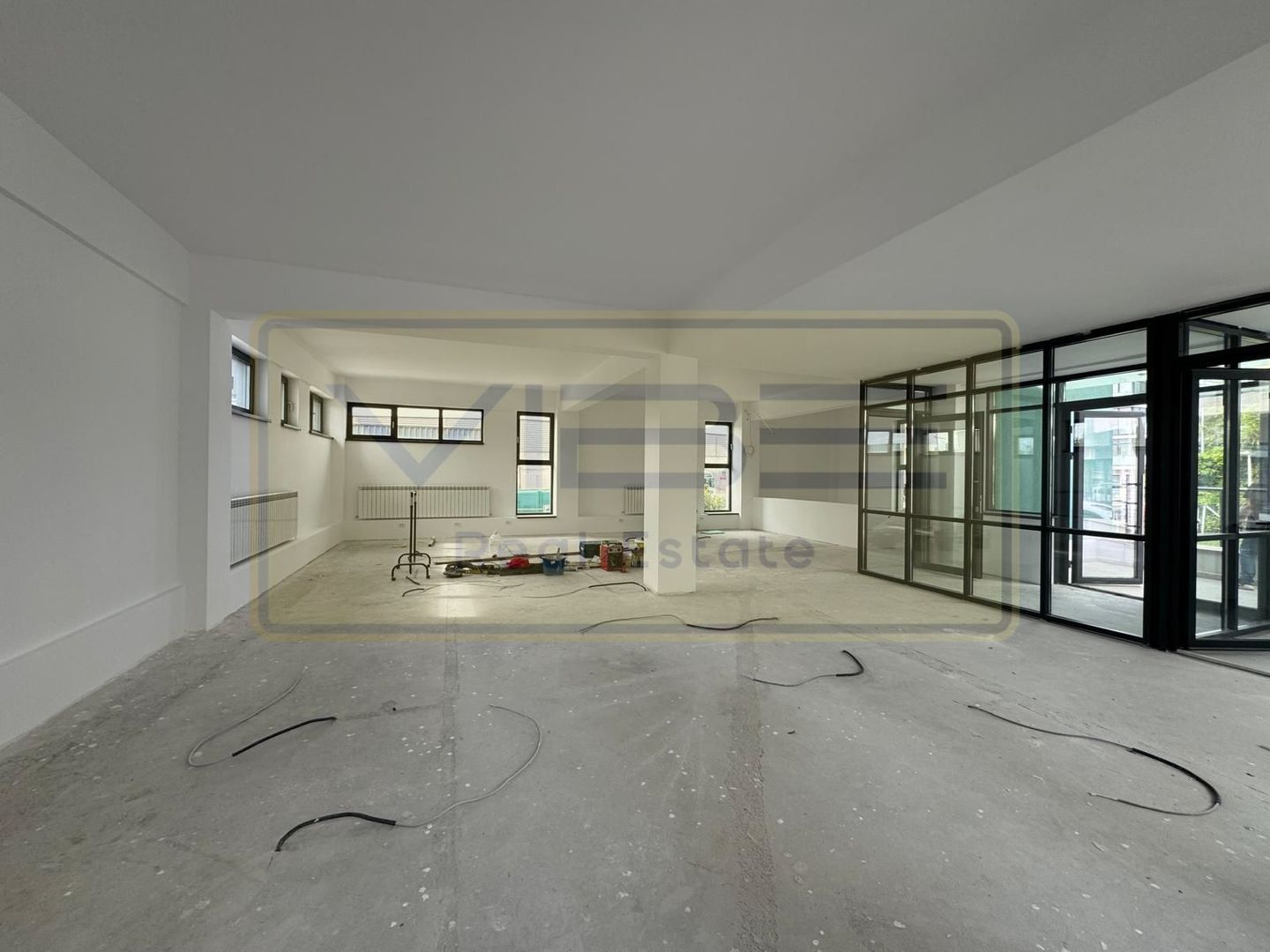 Cladire birouri / comerciala Tudor Vladimirescu-Iulius Mall - Poză 4